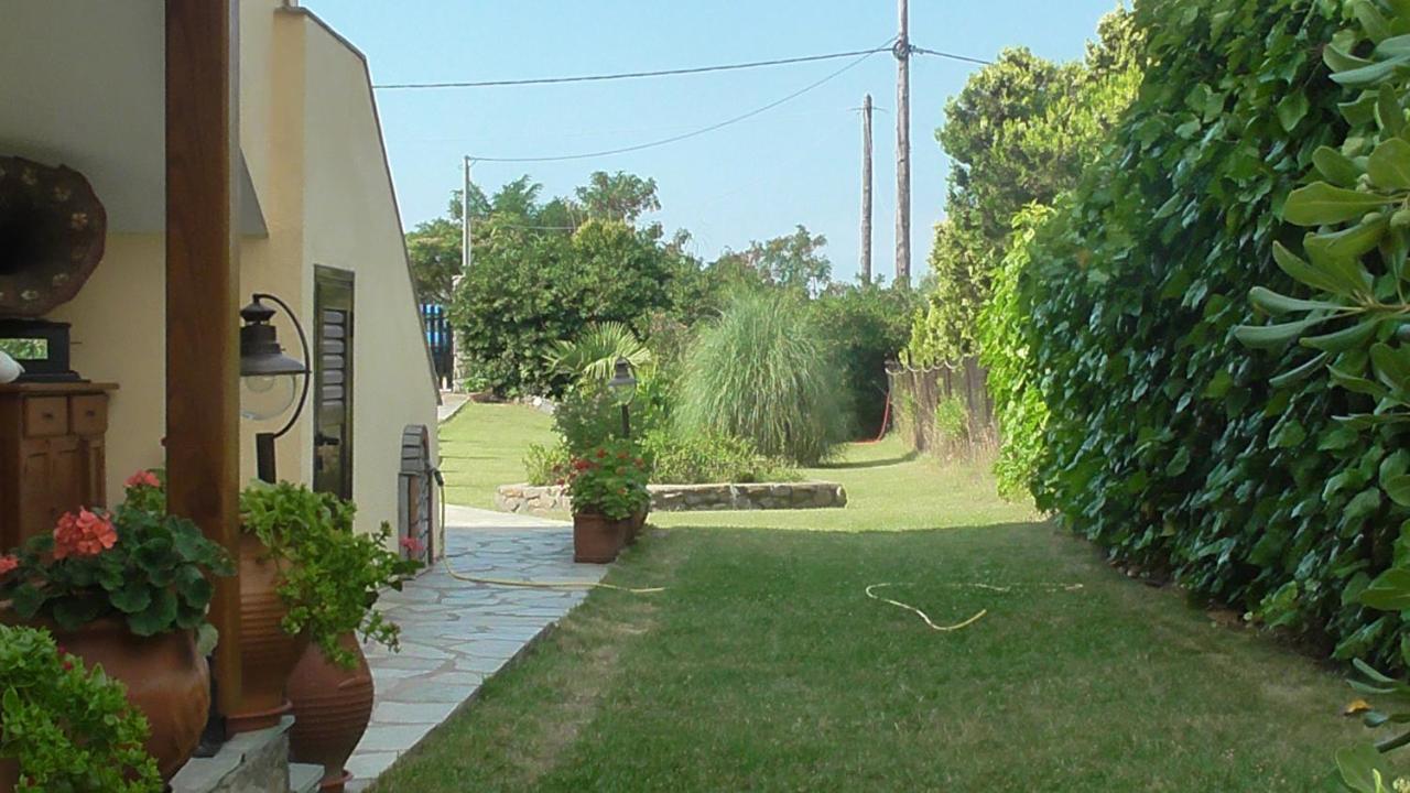 Studios Tripiti Nea Roda Exteriér fotografie
